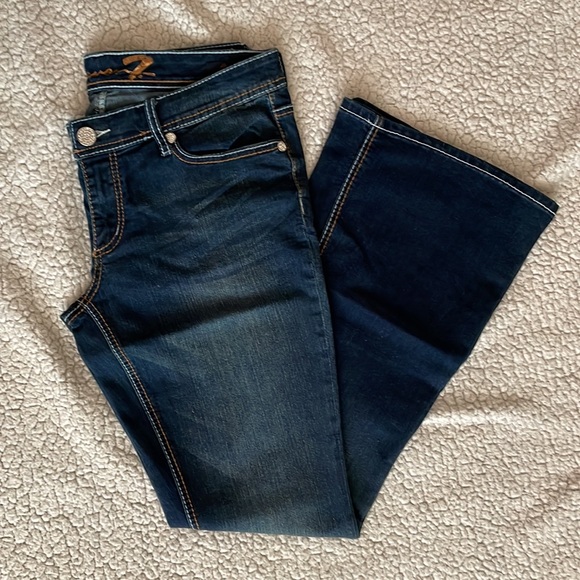 Seven7 Jeans - Picture 3 of 3